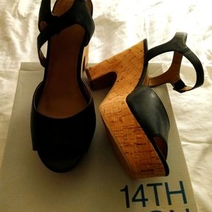 14th & Union black strip wedge sandals in size 10
